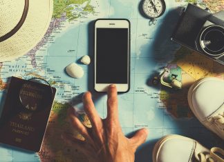 Here’s How you can keep Your Cell Phone Safe While traveling Cell Phone