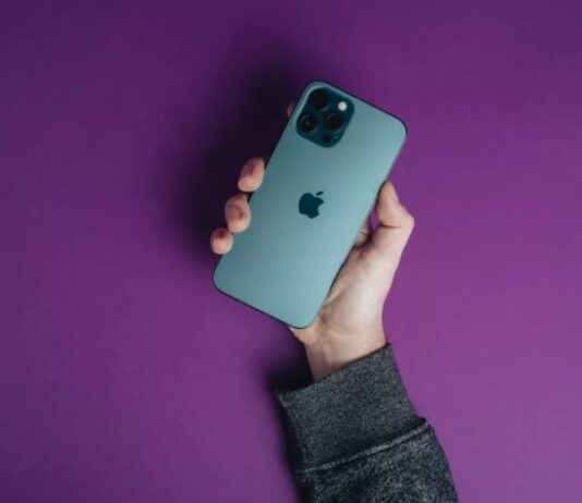 Top 10 Trending Phones of March 2021 In USA iPhone 12 phone