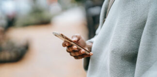 Why You Should Use a Budgeting App Budgeting App