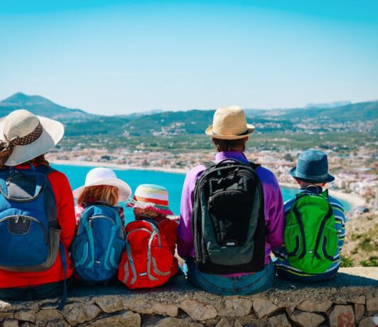 Creating Positive Travel Experiences for Your Kids Creating Positive Travel Experiences for Your Kids