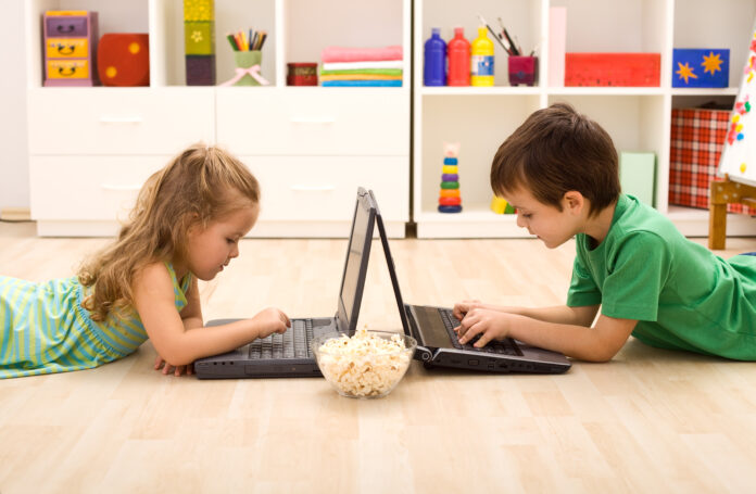 Nurturing Healthy Tech Habits: A Guide to Teaching Your Kids
