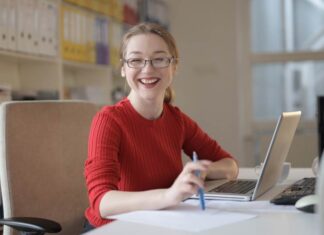 Looking to Change Pathways? Returning to School Is Easier Than You Think virtual high school