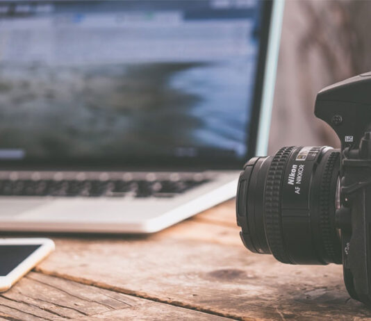 Must-Have Online Teaching Equipment to Pack While Traveling Teaching Equipment