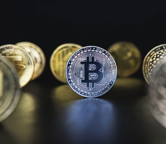 Cracking the Enigma of Bitcoin’s Unchanging Nature: Pros and Cons Bitcoin's Unchanging Nature