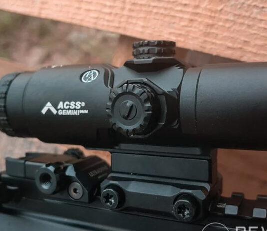 Shooting Clarity: The Benefits of Prism Scopes in Tactical Situations Prism Scopes