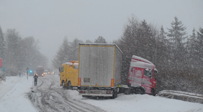 The 6 Potential Liable Parties in a Truck Accident Case Truck Accident