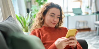 Signal Woes? Solving Common Cell Phone Reception Problems Cell Phone Reception Problems